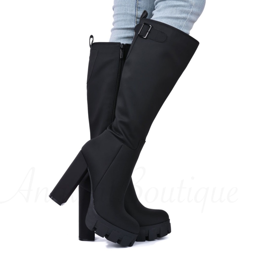 Beliz Block Heel Boot - Picture 8 of 9